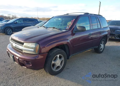 2007 Chevrolet Trailblazer Ls z USA, uszkodzony, nr VIN 1GNDS13S372272806